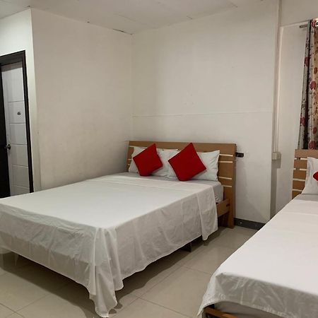Lucky Hotel Manila Zewnętrze zdjęcie