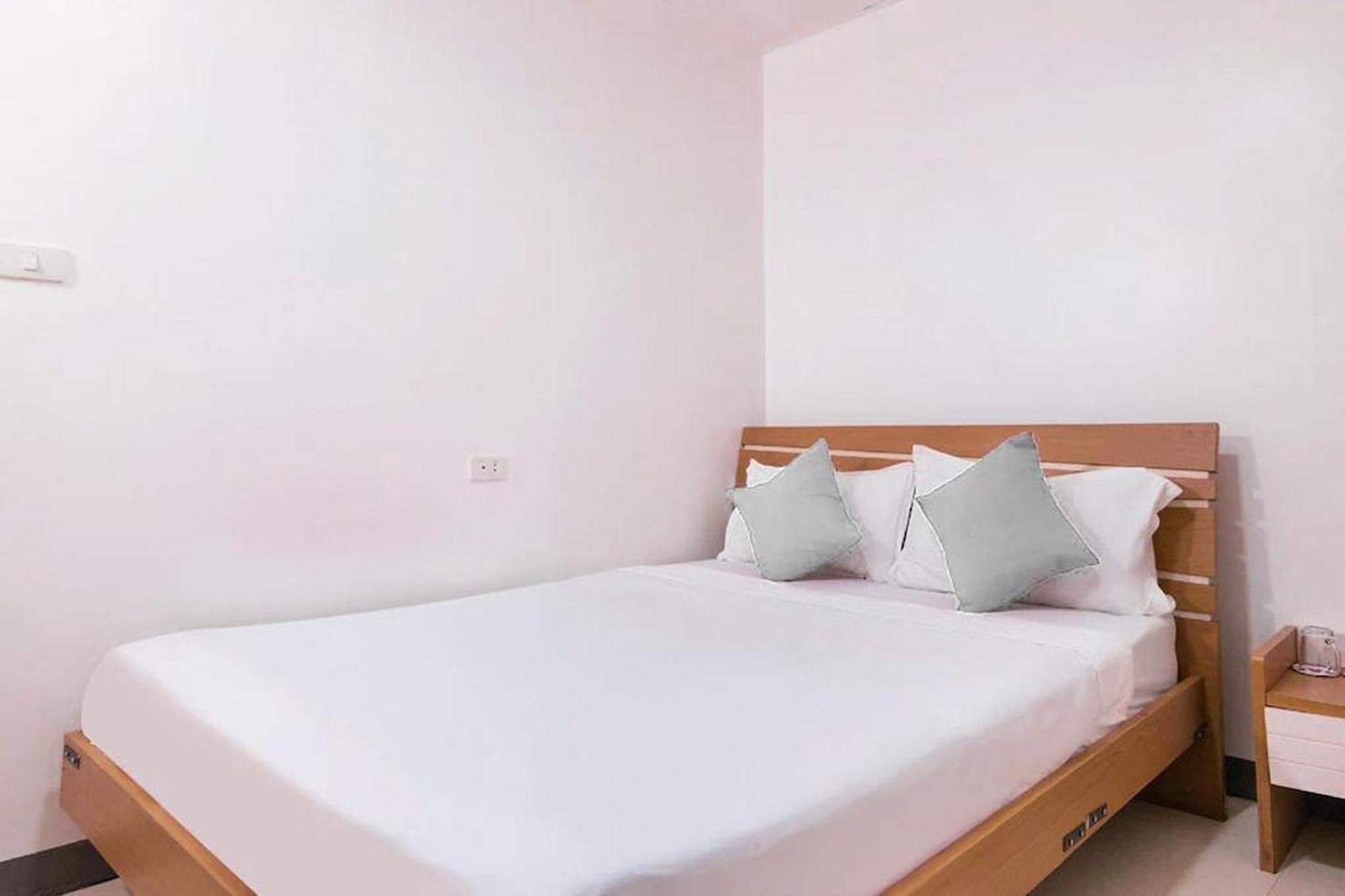 Lucky Hotel Manila Zewnętrze zdjęcie